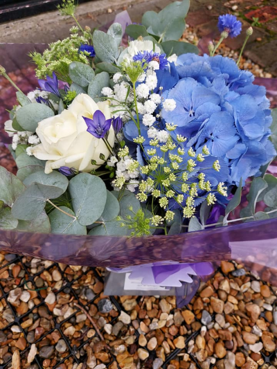 Blooming Useful - Cream and Blue Handtied